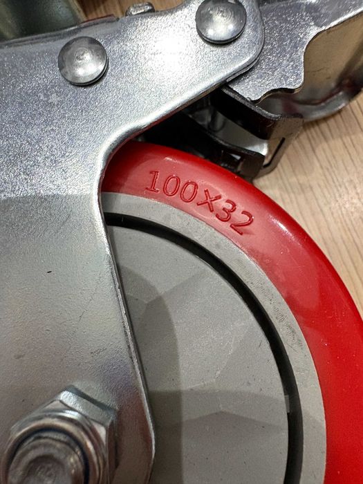 GBL – 6-calowe metalowe kółka samonastawne z 2 hamulcami + śruby R3-100mm