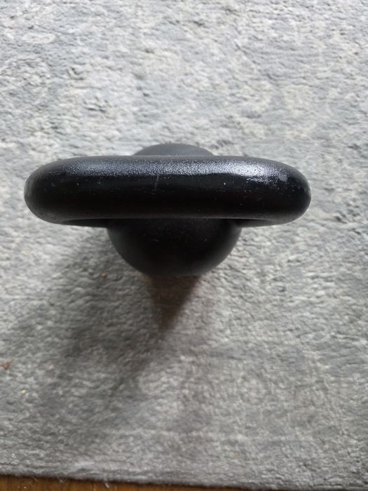 Kettlebell 12kg marki Kawmet używany stan bdb