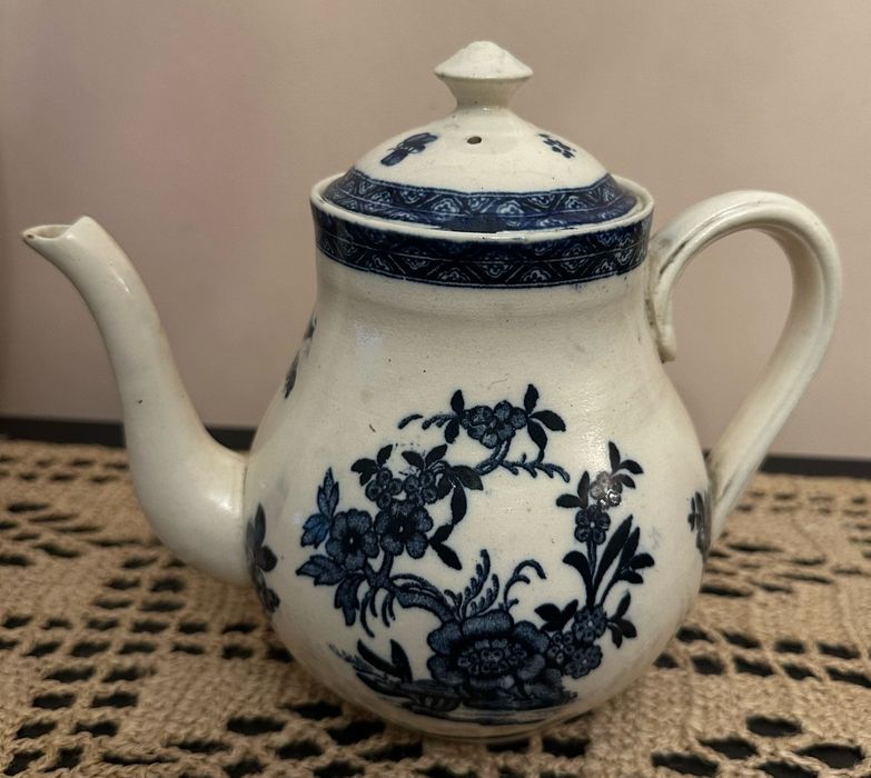 Bule em faiança Massarelos