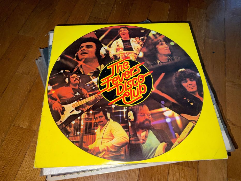 Lp The Fevers disco club
