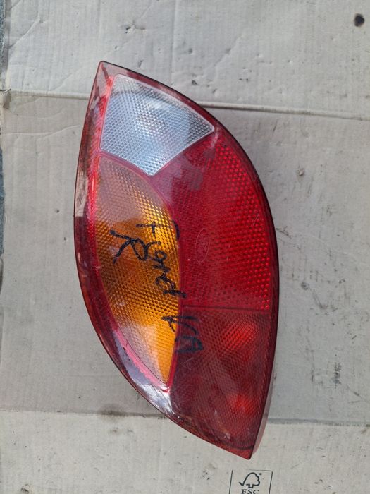 Фонарь / стоп / фара задняя Ford Ka