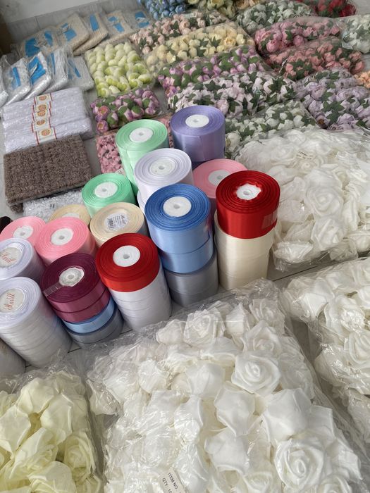 Штучні квіти , стрічки, мереживо по ГУРТОВИМ цінам