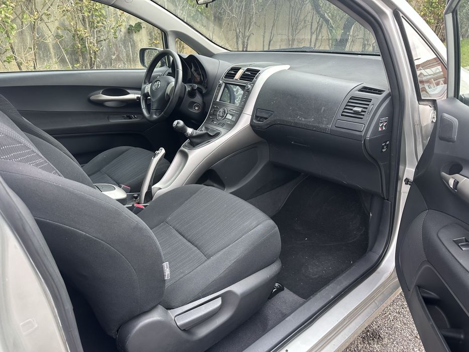 Toyota Auris 1.4 D4D | Comercial!