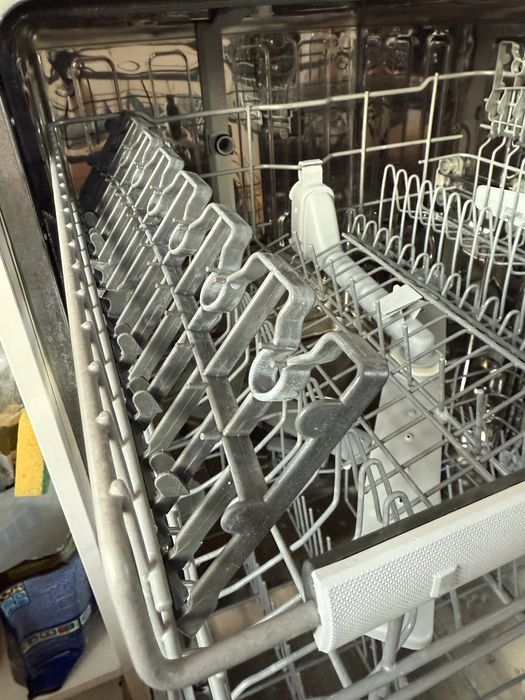 Zmywarka do zabudowy 60 Elektrolux ESL6551RO