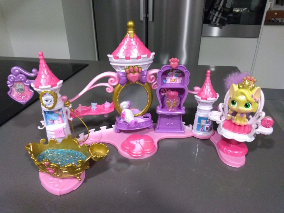 Cabeleireiro e Spa das Palace Pets: mascotes das Princesas Disney
