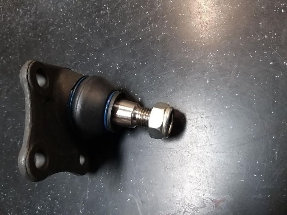 Sworzeń wahacza przód L/P  RENAULT FLUENCE, GRAND SCENIC III, GRAND SCENIC IV, MEGANE, III, SCENI