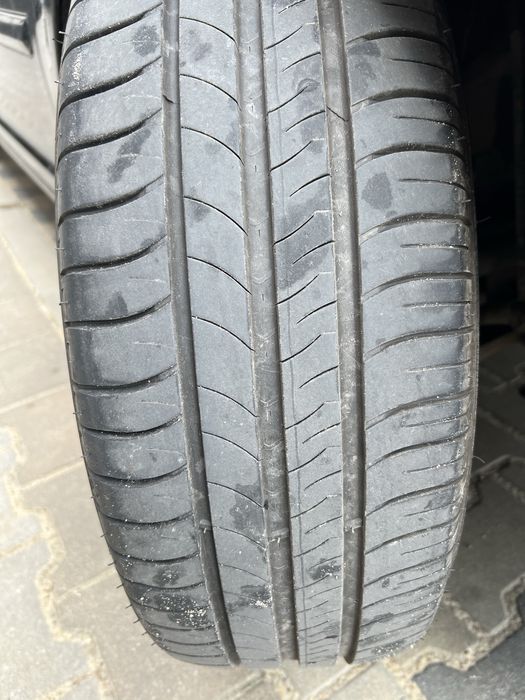 Srzedam komplet opon Michelin Energy 205/60 R16