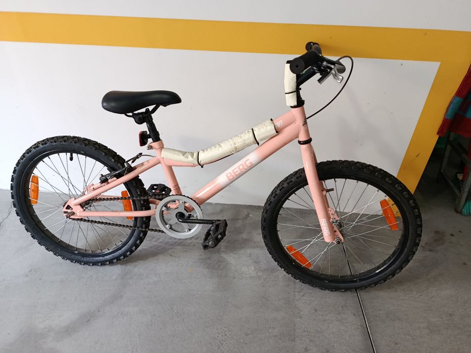 Bicicleta rosa Berg