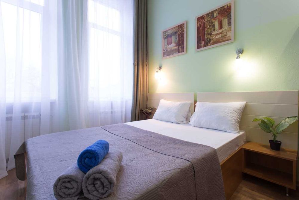 Уютная квартира прямо возле метро "Ярослава Мудрого" ("Пушкинская")