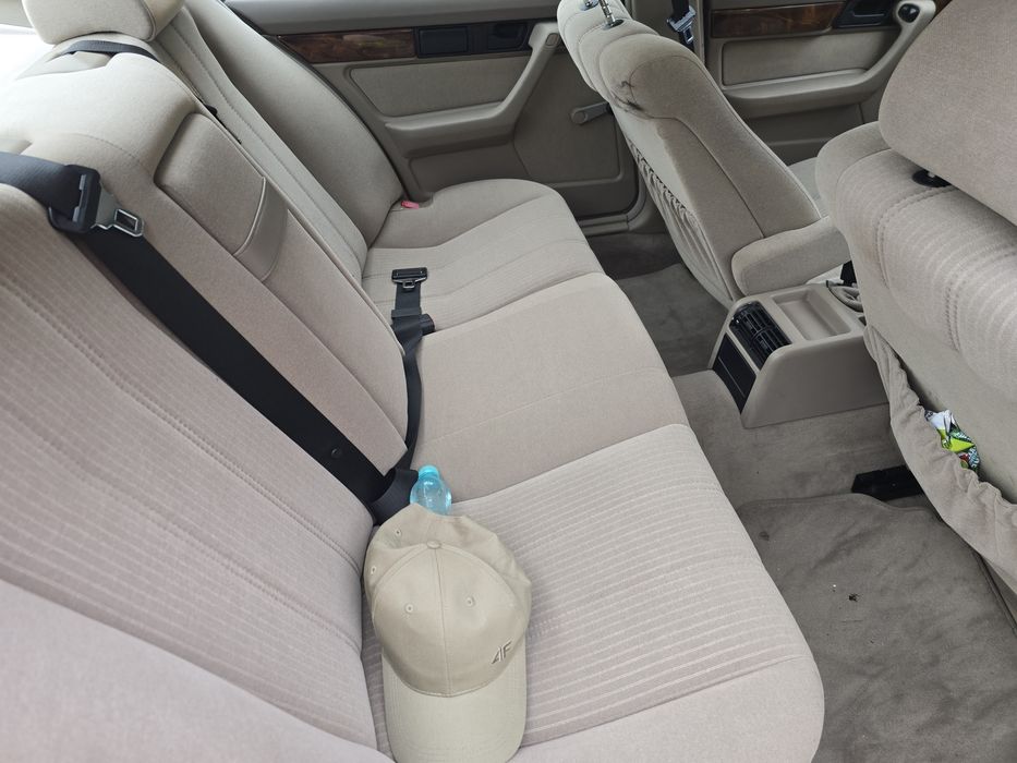 BMW E34  Posiada pełną dokumentację od wyjazdu z fabryki do dzisiaj