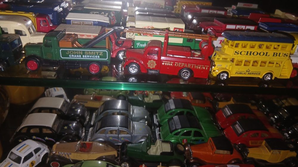 Colecao   150 carro minitira por 7,50 € cada