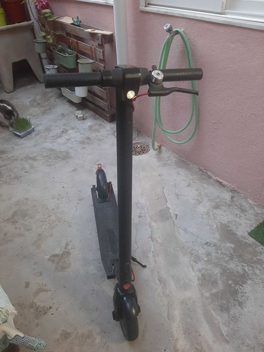 Trotinete Elétrica Go Trax V2 E-Scooter Modelo TT-EL-H853