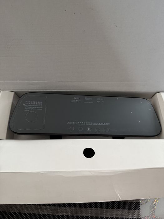 Автомобильный видеорегистратор зеркало