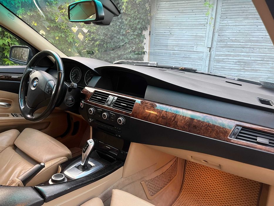 BMW 530xi e61 Touring xDrive