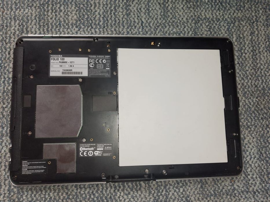 Toshiba FOLIO 100