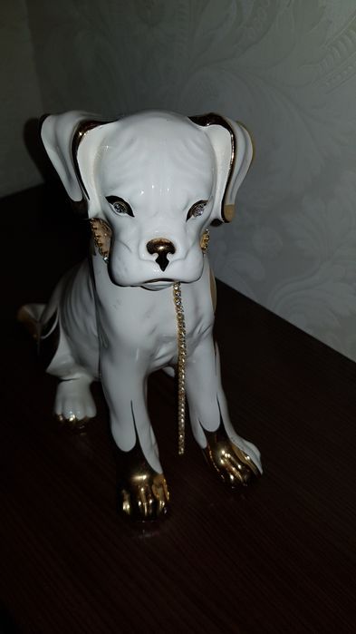Керамическая собака ,позолота + камни Swarowski.
