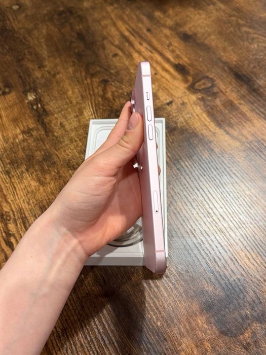 Продам iphone 15 plus 128 gb рожевий