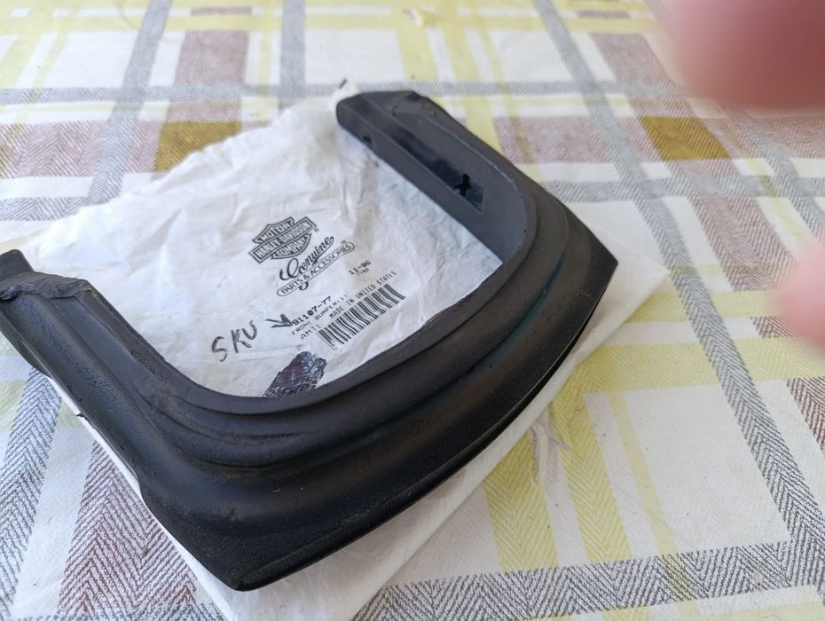 Бампер передний мотоцикл Harley Davidson состояние б/у.