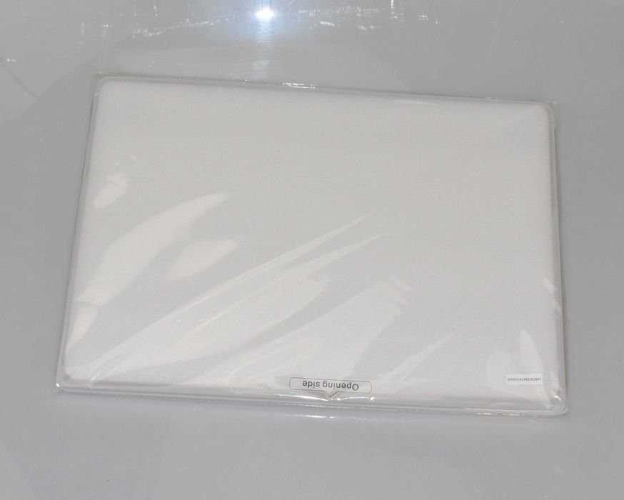 Etui MacBook Pro 16 M1 M2 M3 M4 M5 BlueSwan białe matte