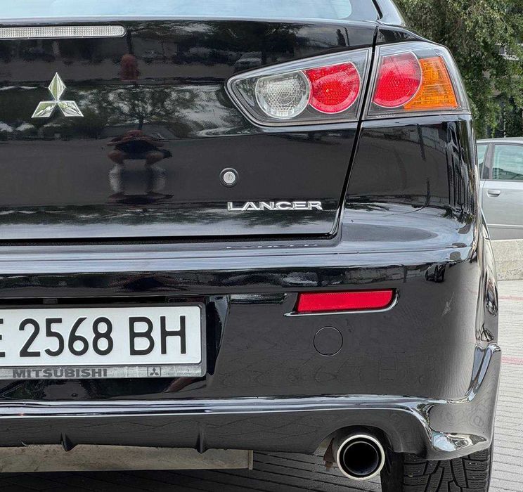 Mitsubishi Lancer 2011 Автомат 2011 газ бензин