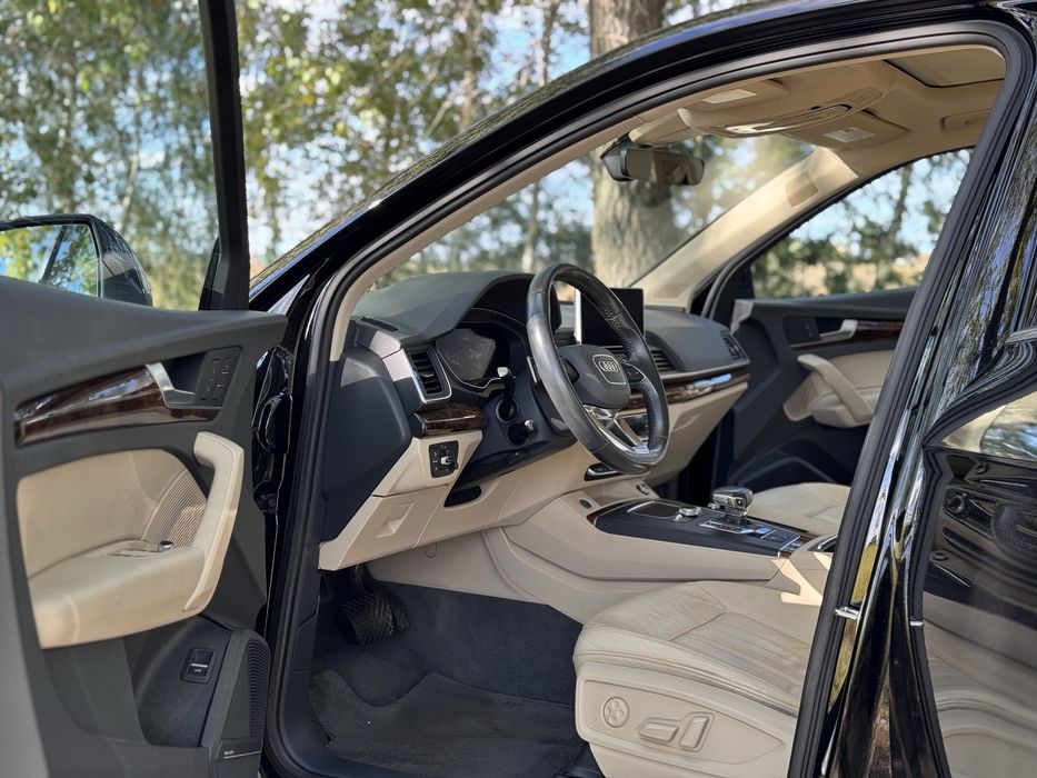 Audi q5 2018 рік