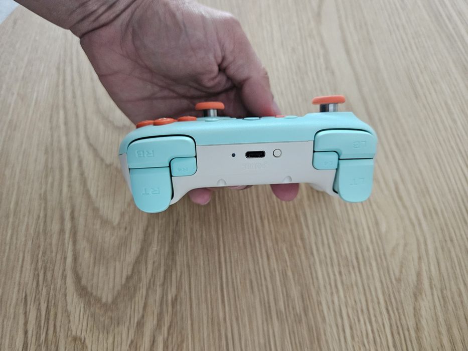Comando 8bitdo ultimate 2C