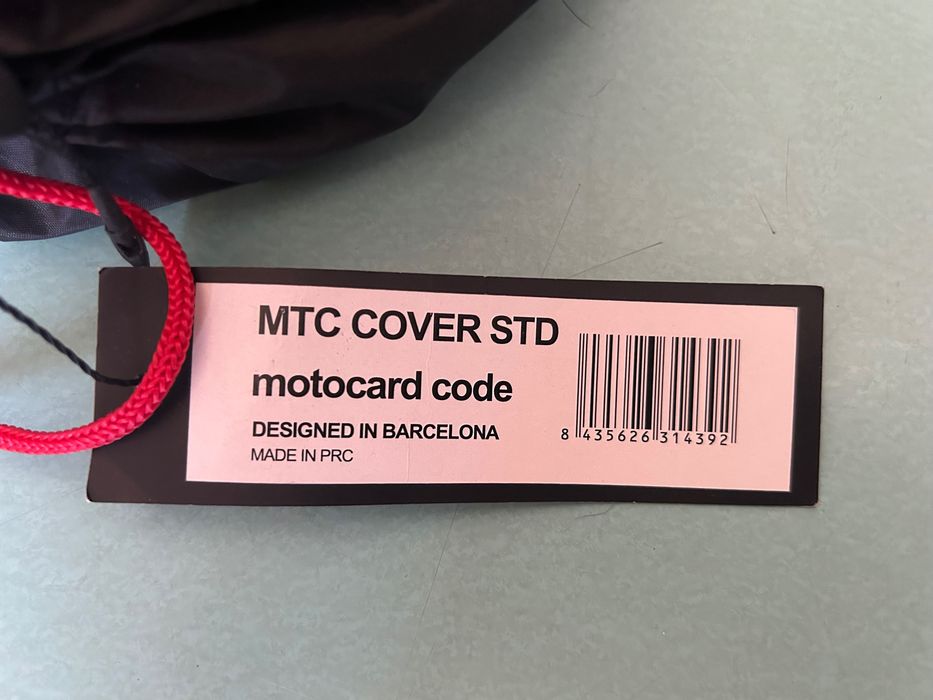 Capa nova para proteção de mota