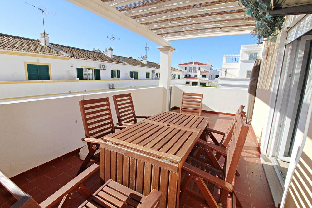 Excelente Apartamento T2 para férias a 150m da praia
