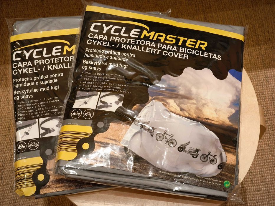 Capa de protecção para bicicletas