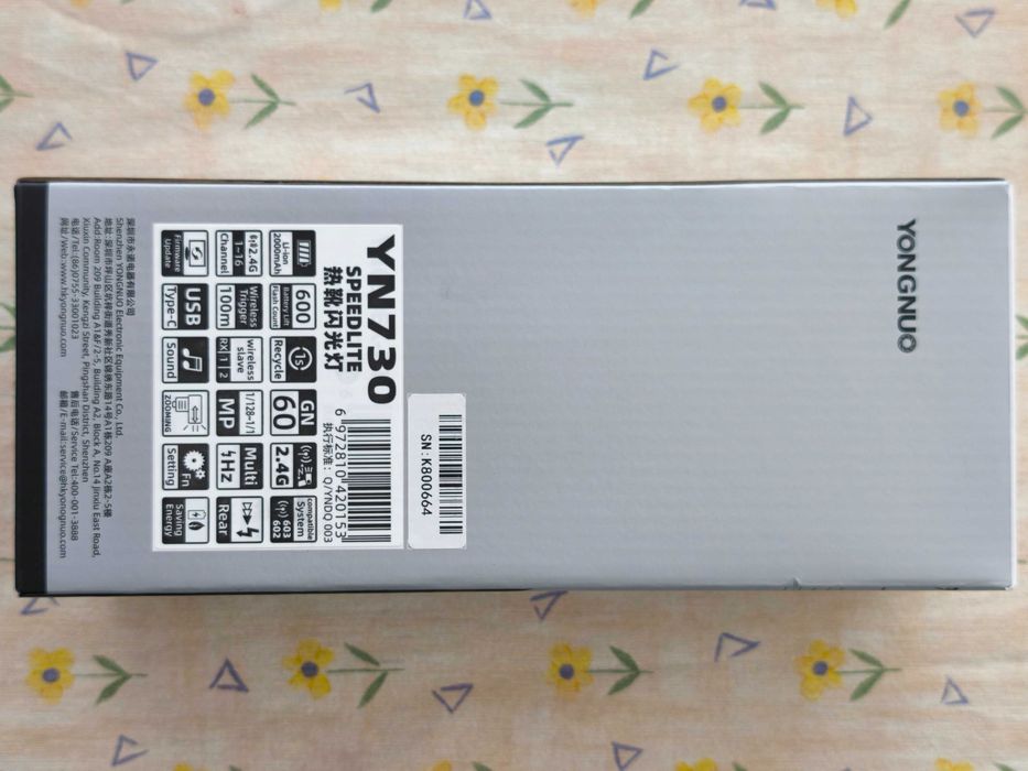 Flash YN730 universal - topo de gama - Novo