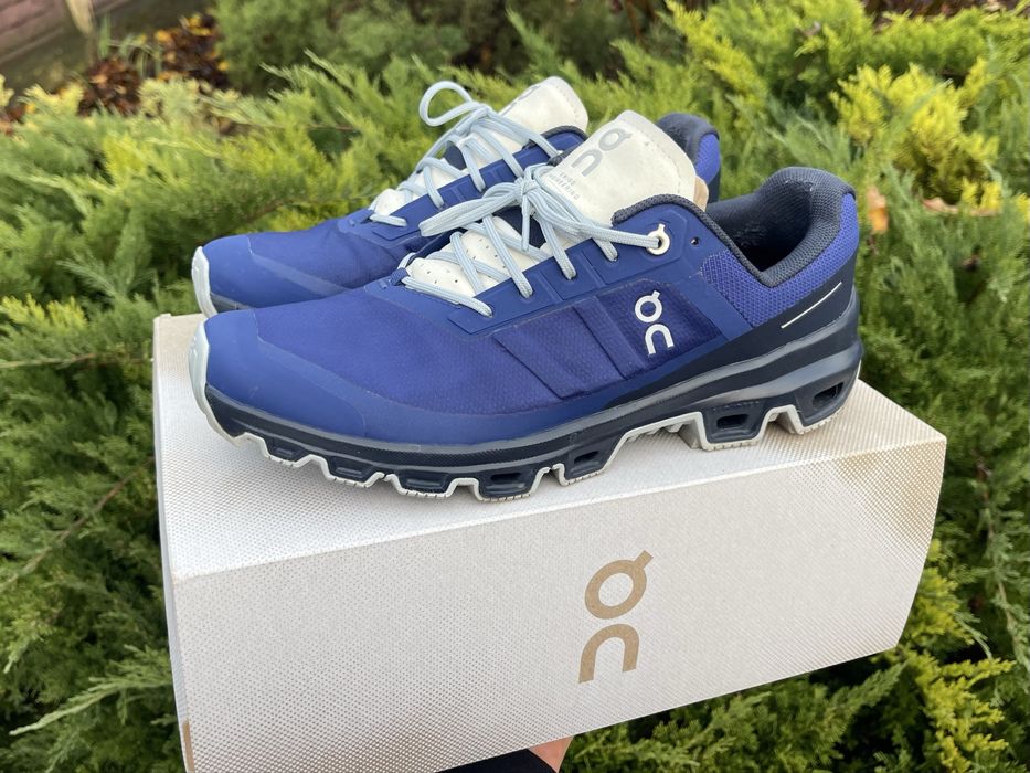 Чоловічі кросівки On Running Cloudventure оригінал