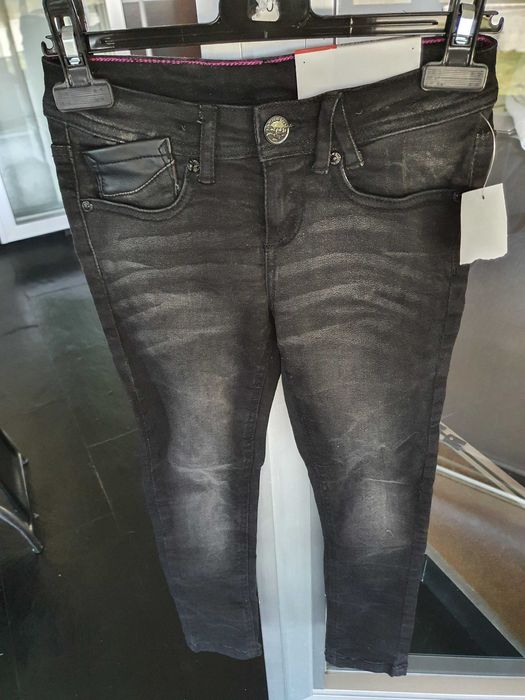 Calças ganga pretas novas