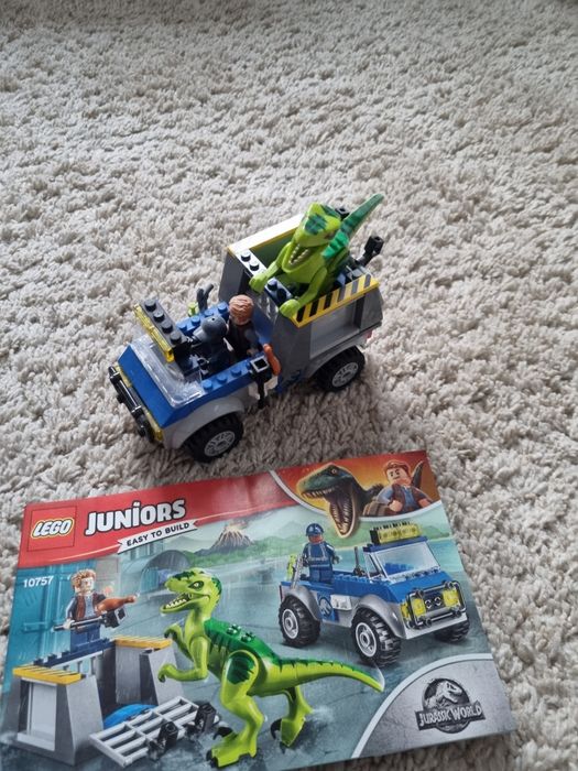 Zestaw klocków Lego Jurassic World 10757