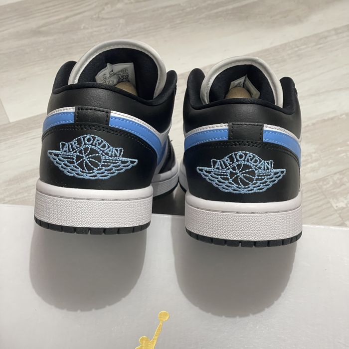 Air Jordan 1 Low ‘Black University Blue’ EU42