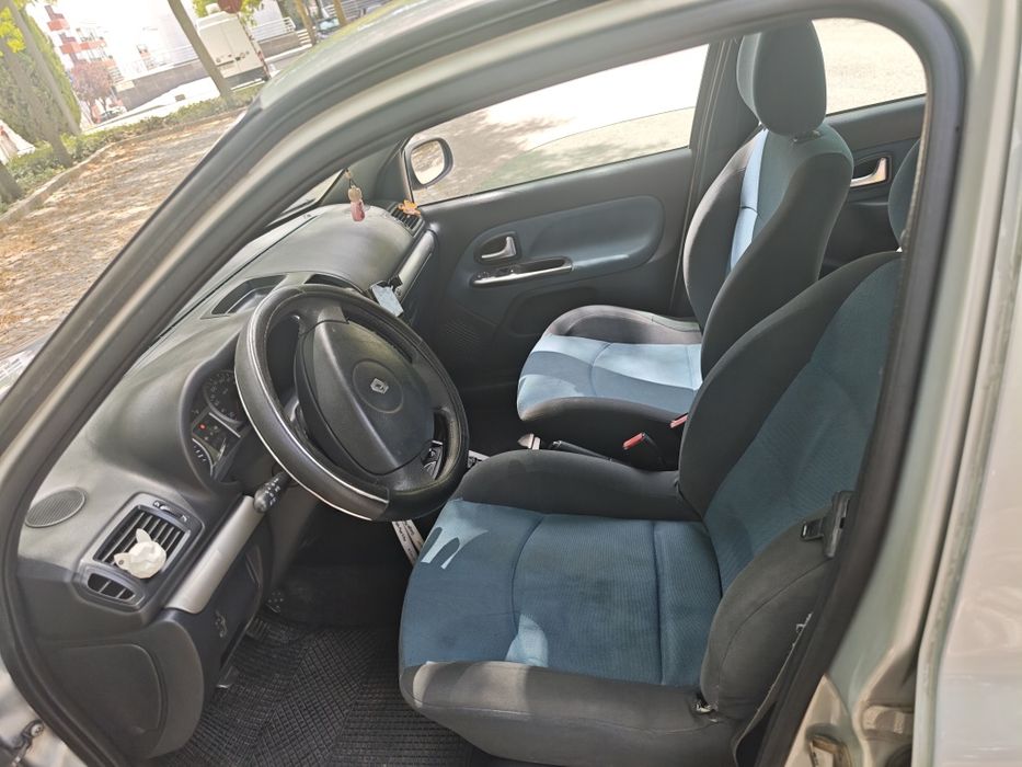 Renault Clio 1.2 16v versão Billabong