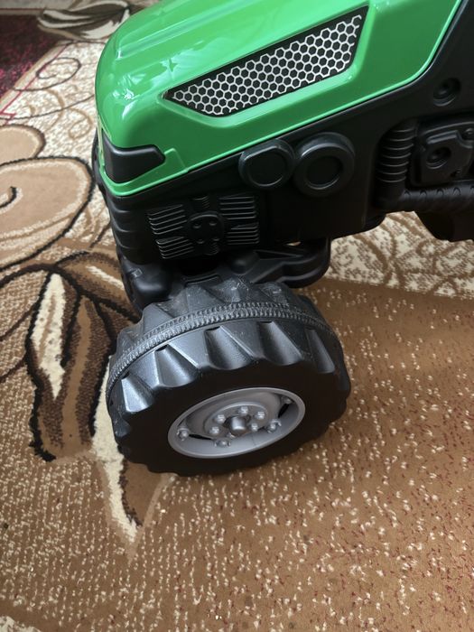 Трактор дитячий з причепом на педалях ( 3-6р)