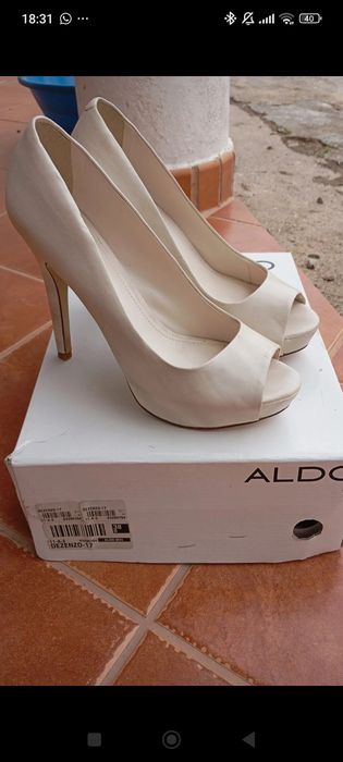Sapatos mulher  tamanho 38