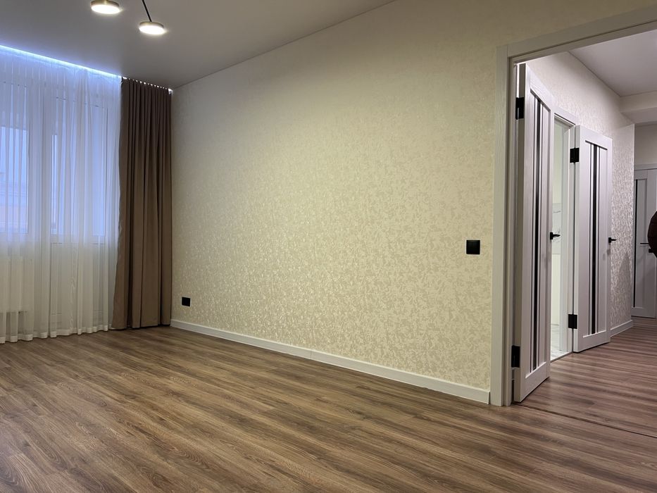 ВиплатиТАК! 2к з світлим новим ремонтом. Мінімальне оформ.42093