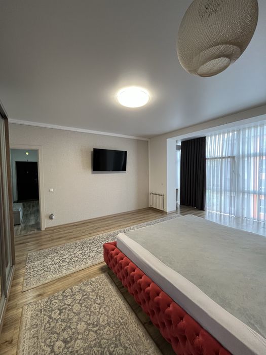 Новобудова на Руській, Сонячне містечко