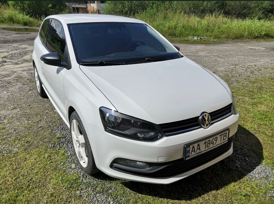 VOLKSWAGEN POLO 2017 VIN WVWZZZ6RZHY295259 фото оголошення 2 з 24