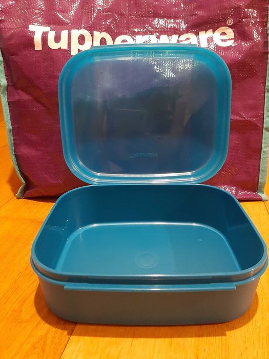 - 21% Lancheira Tupperware