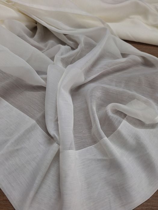 Продам гардіну білого кольору