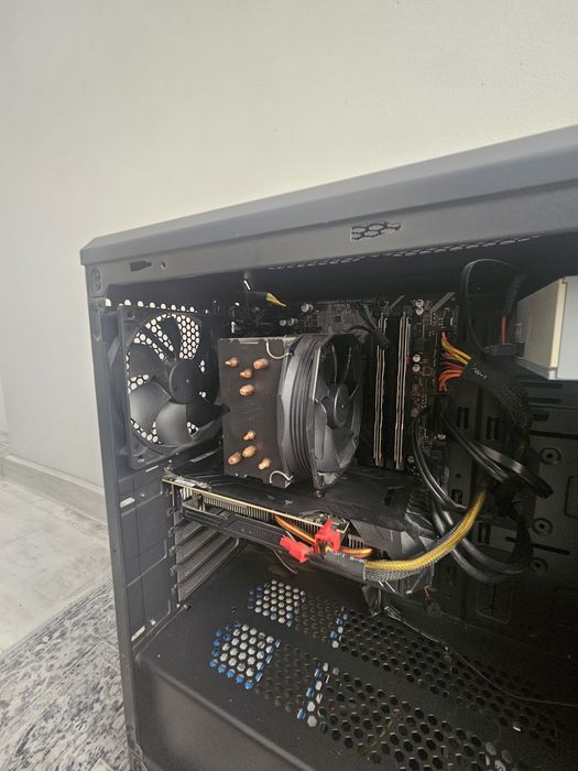 Komputer stacjonarny