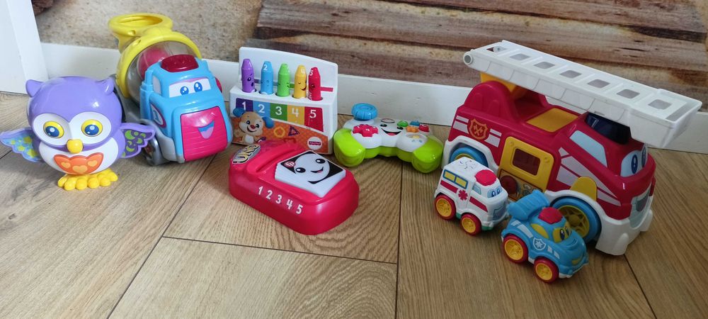 zabawki dla dzieci (6 mc - 2 lat )