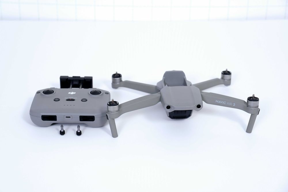 Drone DJI Mavic Air 2 avariado (para peças)