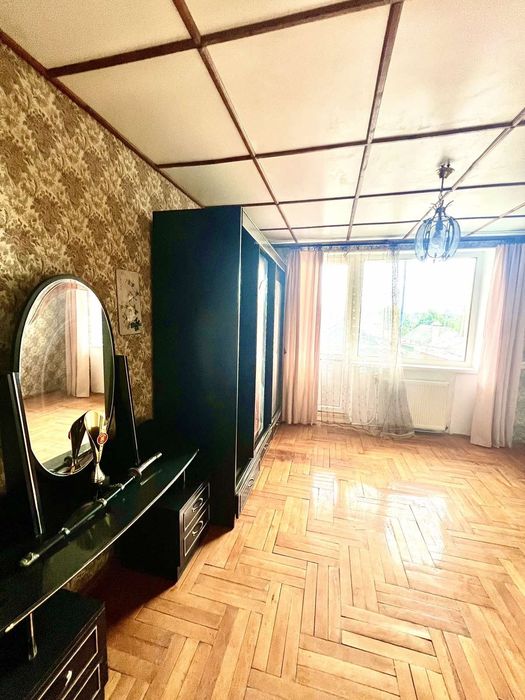 Продаж 2х поверхового будинку.  Вулиця Замкова