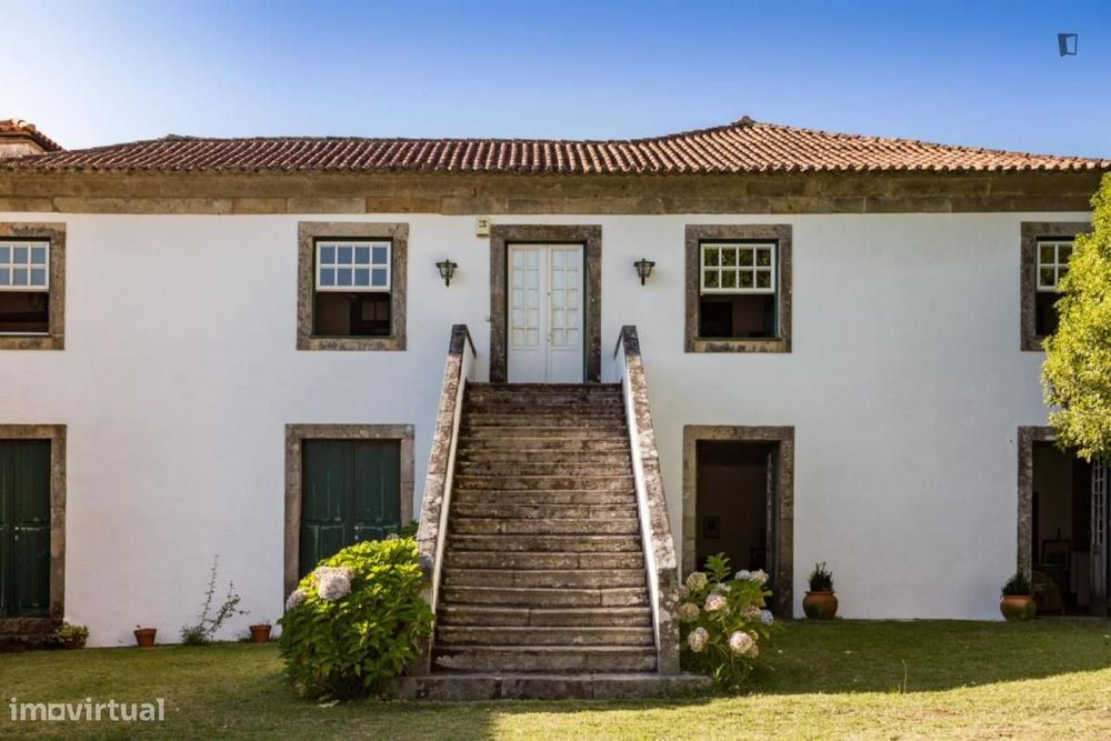 Casa com 8 quartos - localizado em Ponte de lima