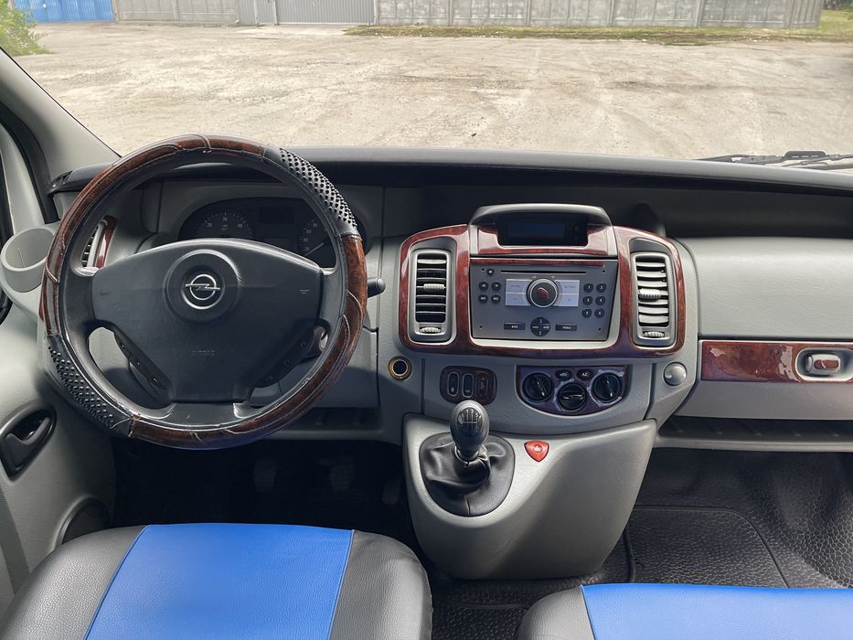Продам Opel Vivaro