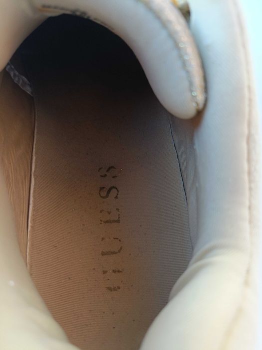 Sapatilha para senhora da Guess