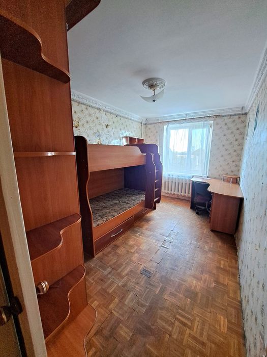 Сдам 3-х комнатную квартиру Тира